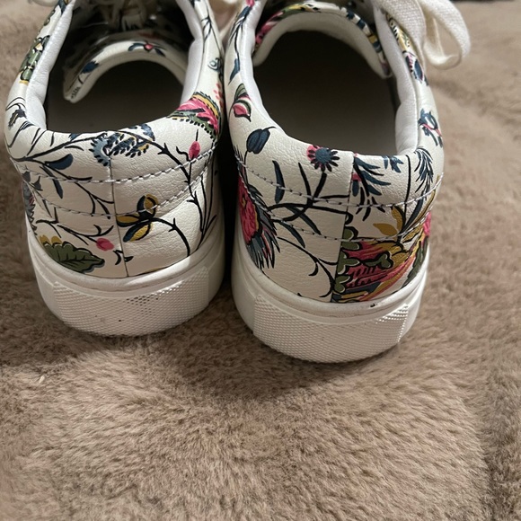 Tory Burch Leather Floral sneakers lace up shoes Size 5 - Picture 6 of 9